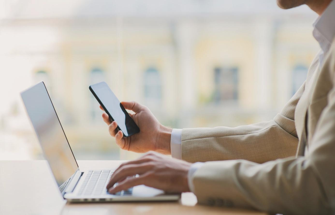 Esercizi di scrittura e analisi testuale